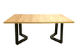 Nowoczesny stół do jadalni w rozmiarze 90x90 z możliwością rozłożenia do rozmiaru 170x90. Niepowtarzalne ułożenie nóg zwraca na siebie uwagę. 